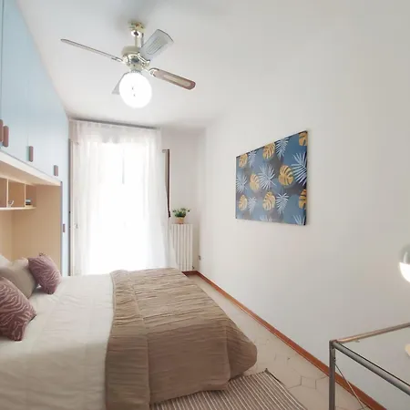 A826 Carson A Apartment *